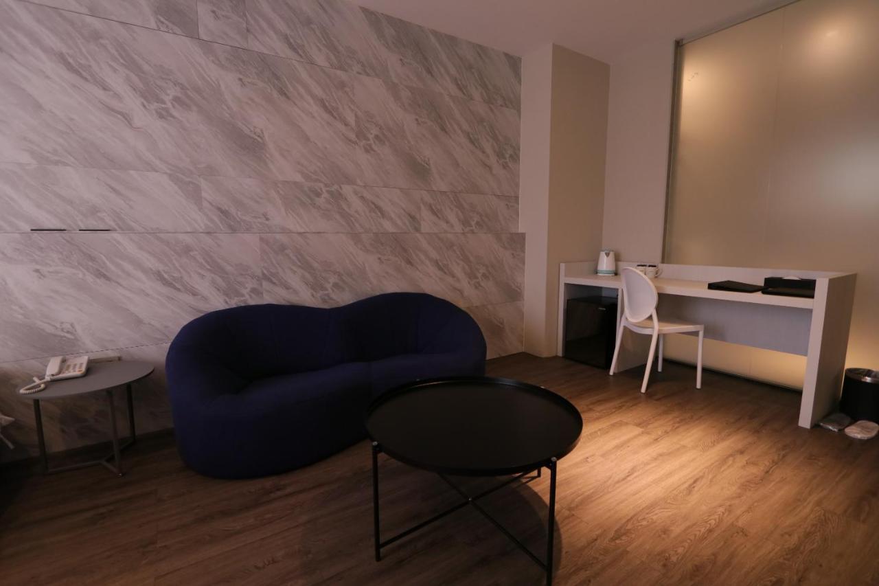 Hotel Hesper HSR Taichung Zimmer foto