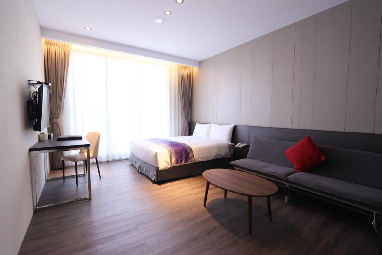 Hotel Hesper HSR Taichung Exterior foto
