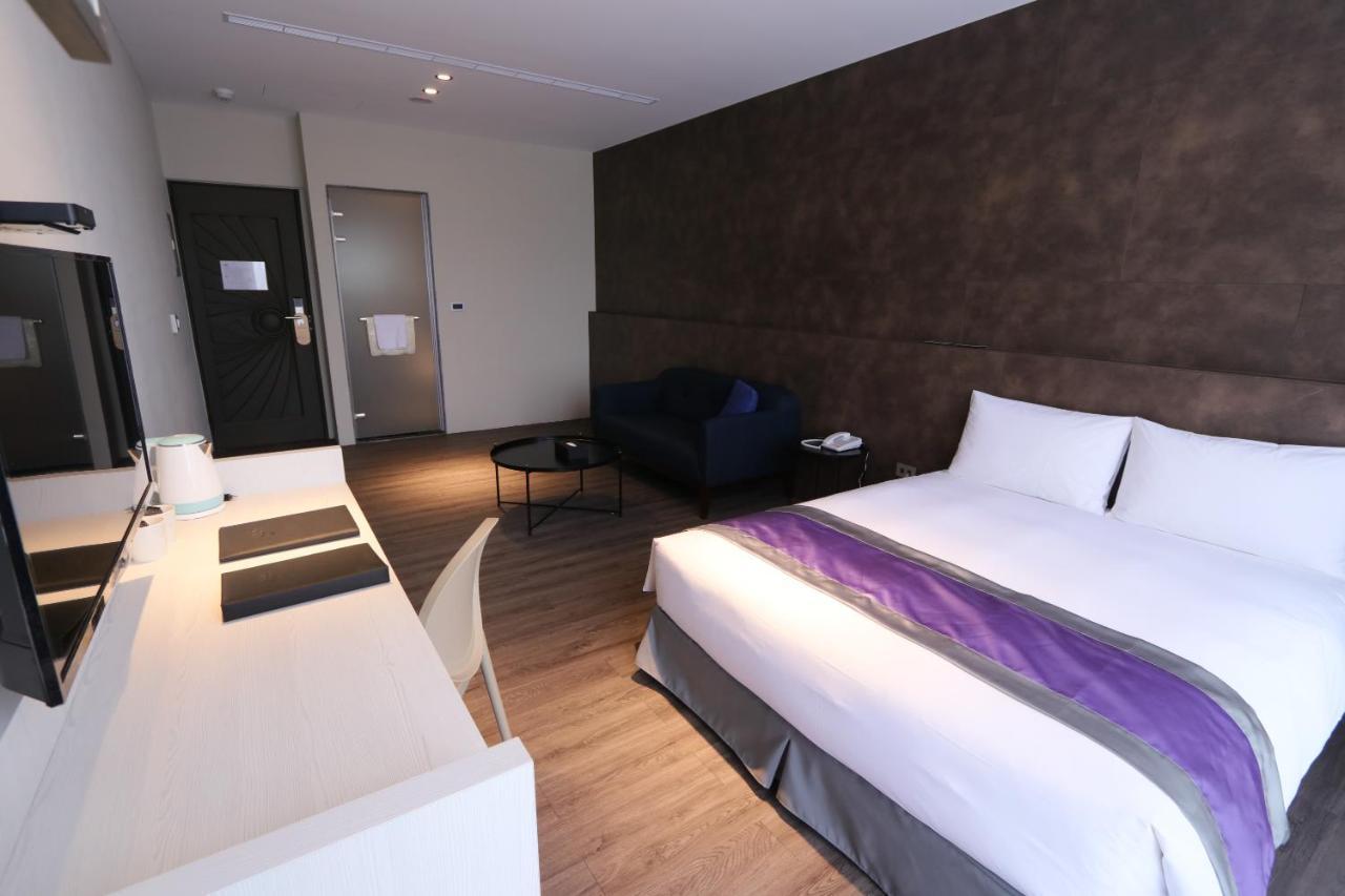 Hotel Hesper HSR Taichung Exterior foto