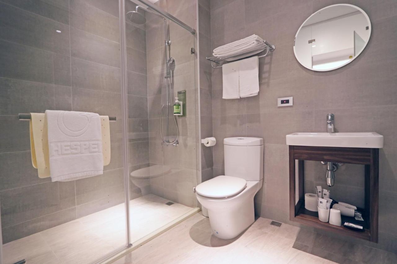 Hotel Hesper HSR Taichung Exterior foto