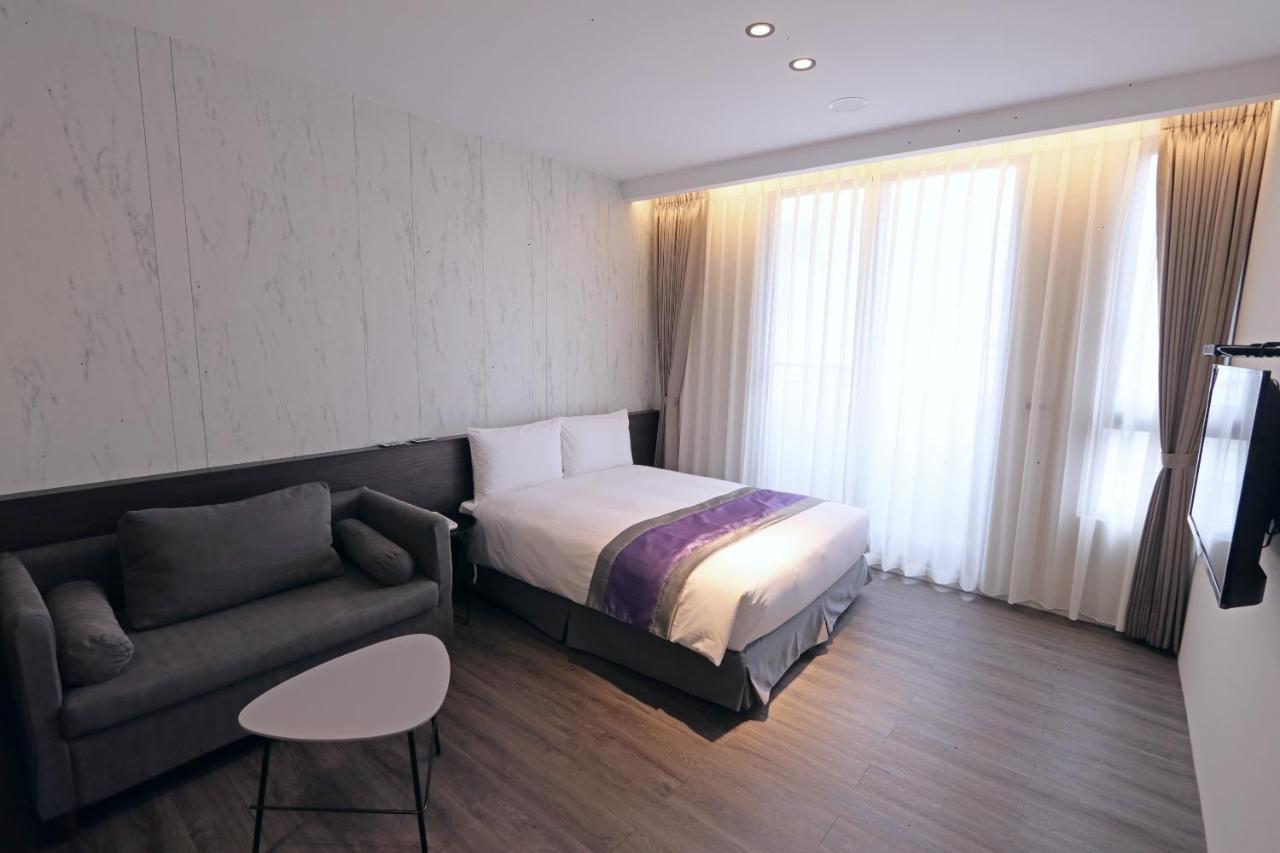 Hotel Hesper HSR Taichung Exterior foto