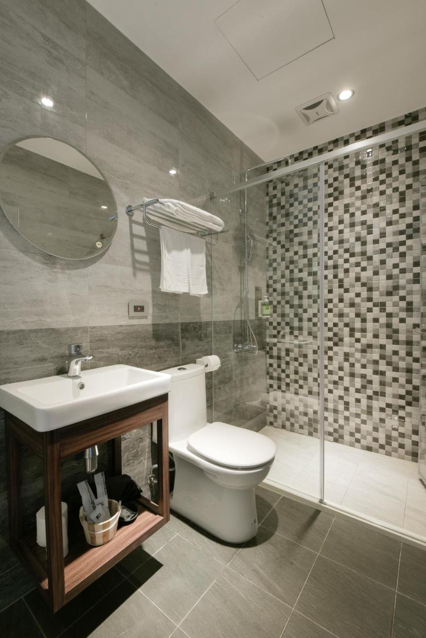 Hotel Hesper HSR Taichung Exterior foto