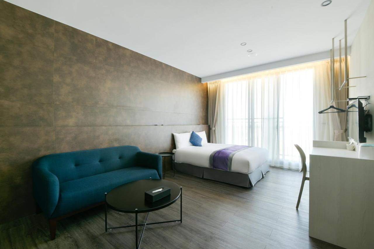 Hotel Hesper HSR Taichung Exterior foto
