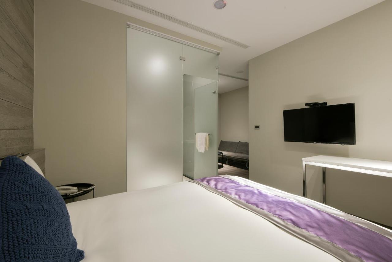 Hotel Hesper HSR Taichung Exterior foto